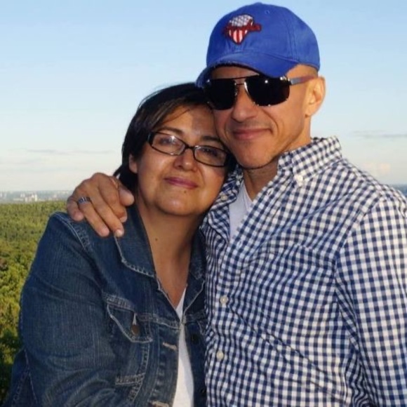 Meet your Posher, Miriam - Picture 1 of 1